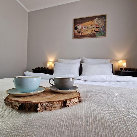 Hotel Grzegorzewski Тушен Екстериор снимка