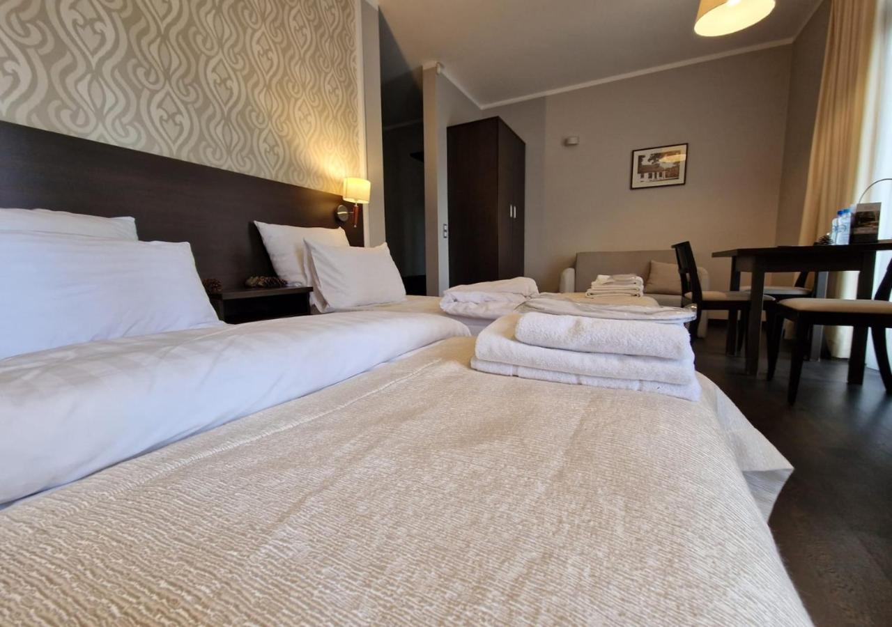 Hotel Grzegorzewski Тушен Екстериор снимка