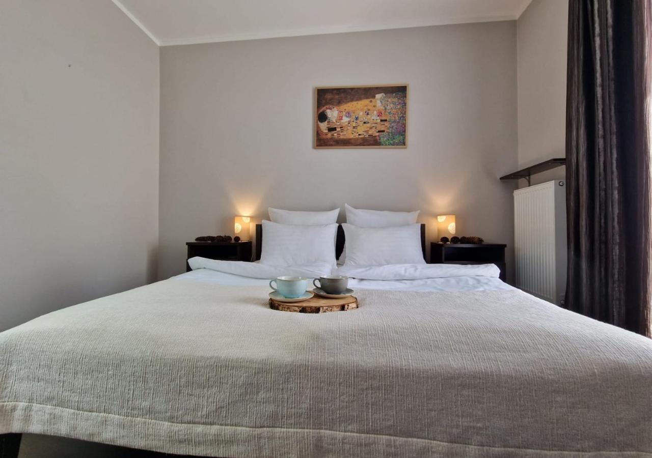 Hotel Grzegorzewski Тушен Екстериор снимка
