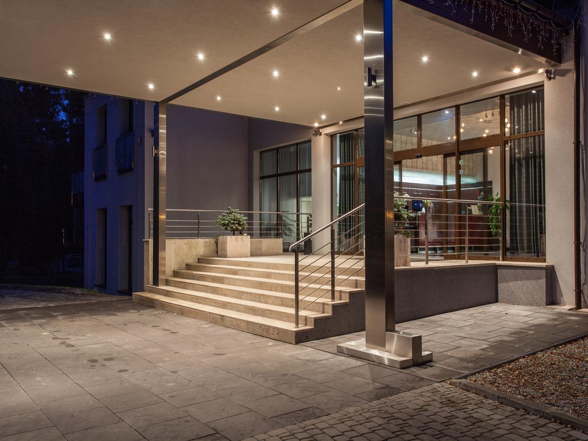 Hotel Grzegorzewski Тушен Екстериор снимка