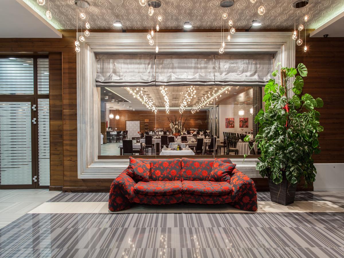 Hotel Grzegorzewski Тушен Екстериор снимка