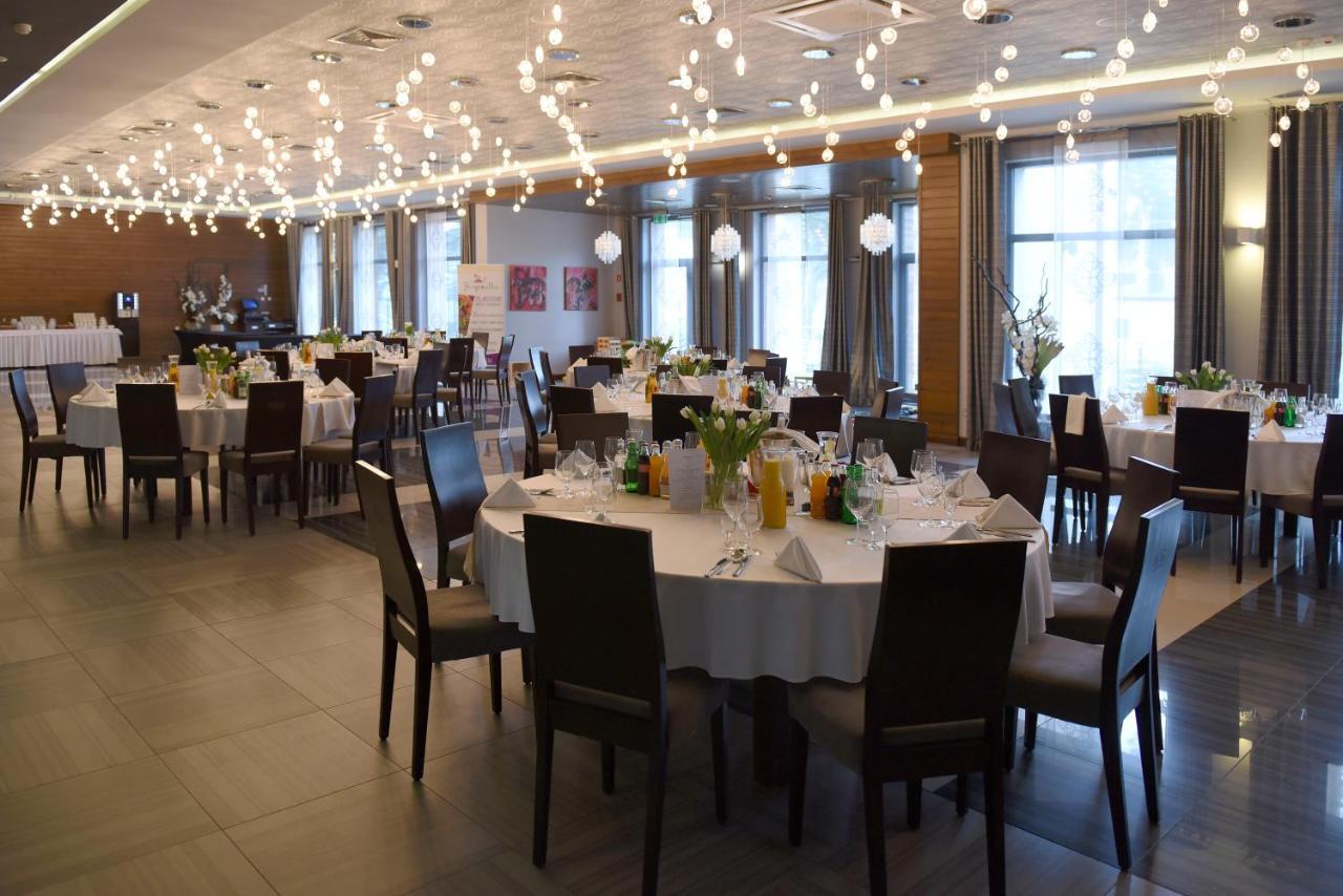 Hotel Grzegorzewski Тушен Екстериор снимка