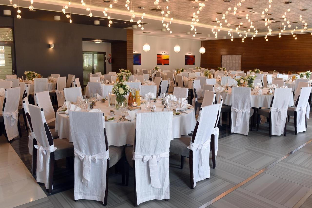 Hotel Grzegorzewski Тушен Екстериор снимка