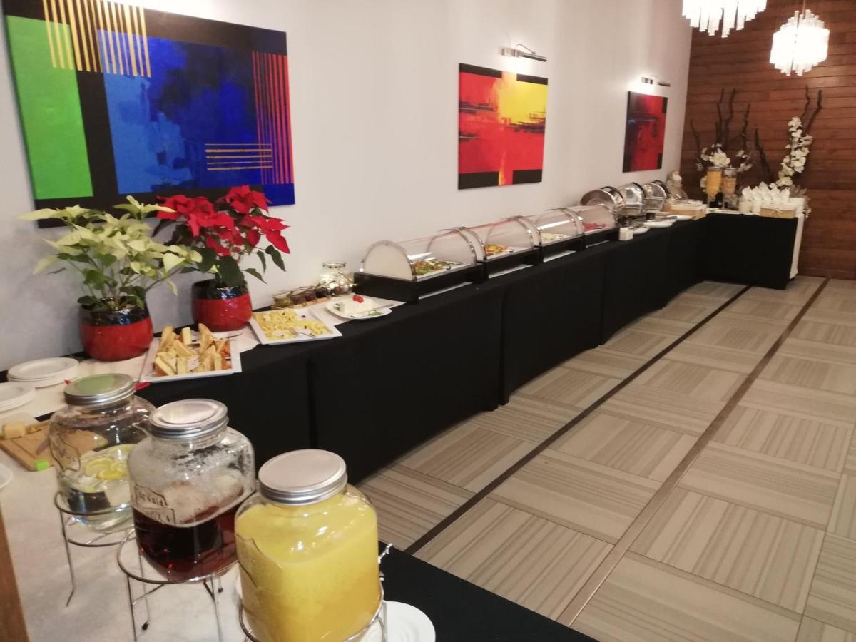 Hotel Grzegorzewski Тушен Екстериор снимка